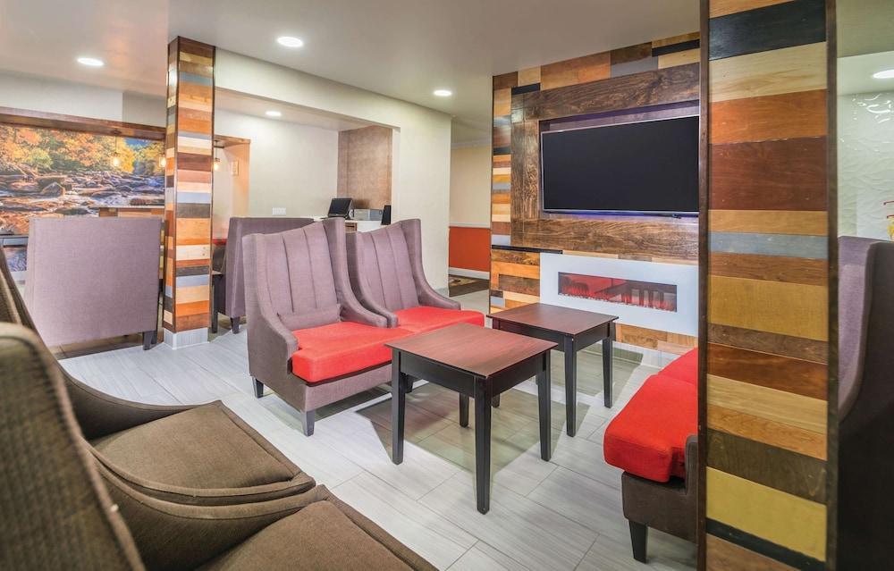 La Quinta Inn By Wyndham Calhoun South I-75 Buitenkant foto
