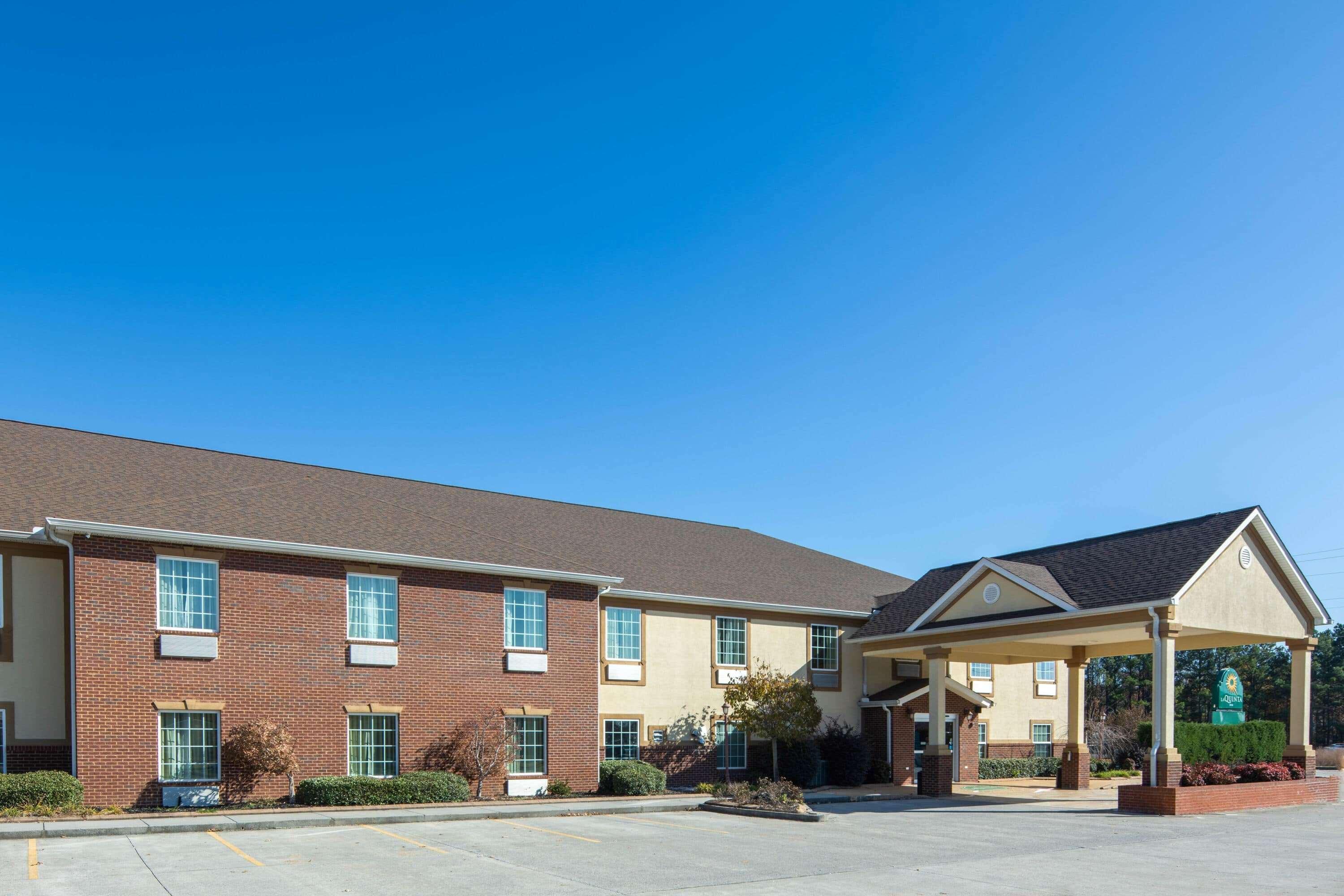La Quinta Inn By Wyndham Calhoun South I-75 Buitenkant foto